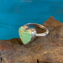 Load image into Gallery viewer, Heart Shaped Kingman Turquoise and Sterling Silver Ring Size 6