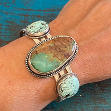 Load image into Gallery viewer, Sterling Silver and Vintage 70's Turquoise Stone Bracelet
